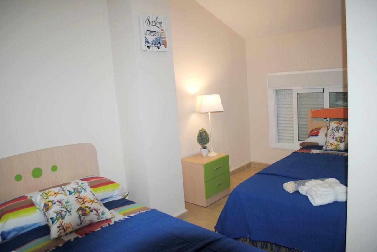 Chillout Grau De Gandia- Attico Para 6 Personas Invitamos Familias Y Jovenes, Dos Banos Exterior photo