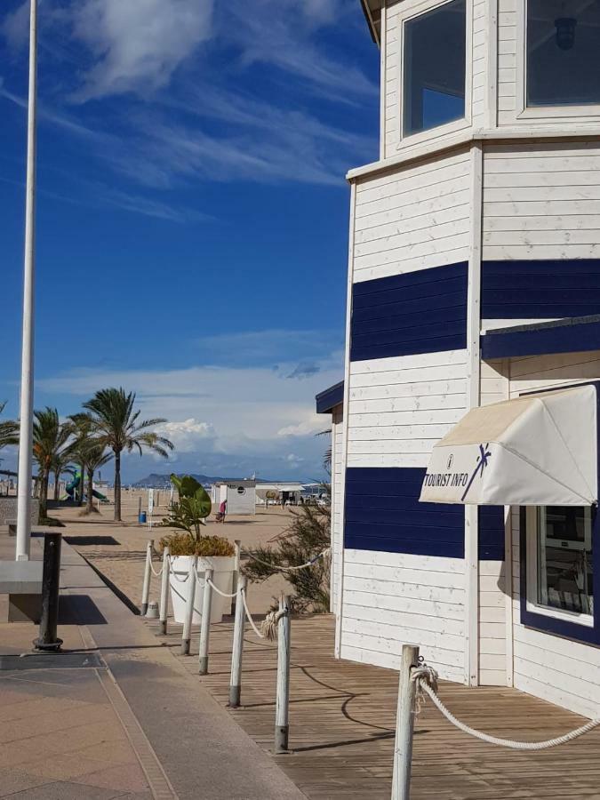 Chillout Grau De Gandia- Attico Para 6 Personas Invitamos Familias Y Jovenes, Dos Banos Exterior photo